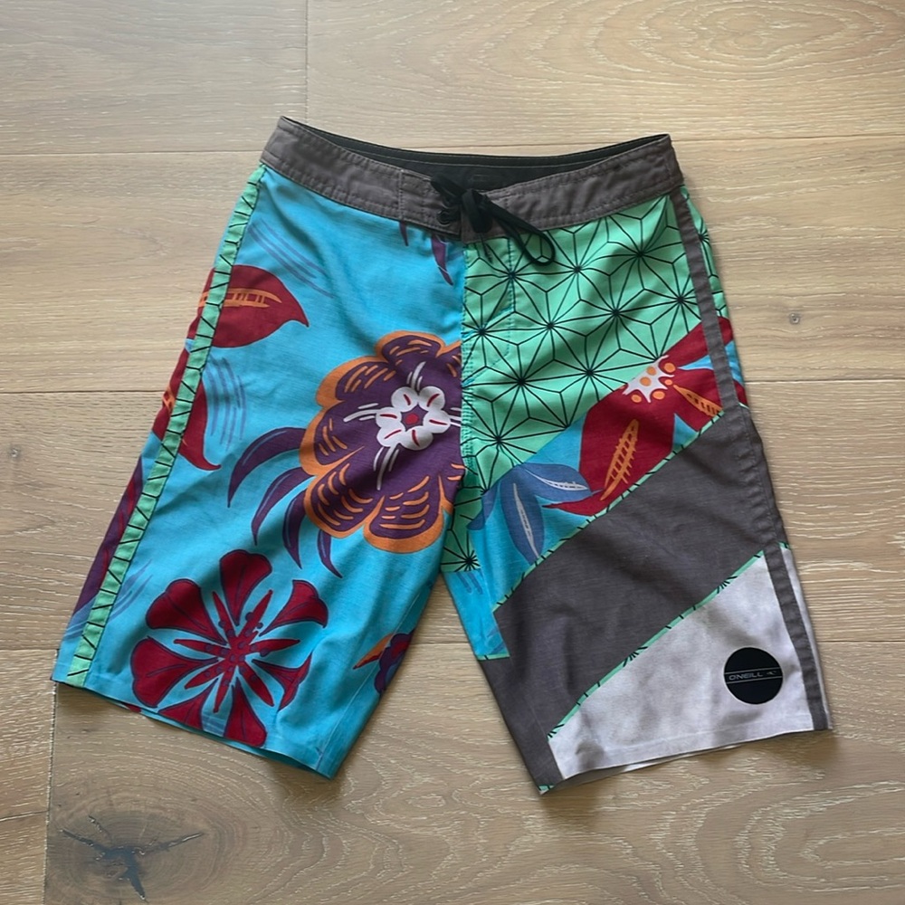 O’Neill board shorts